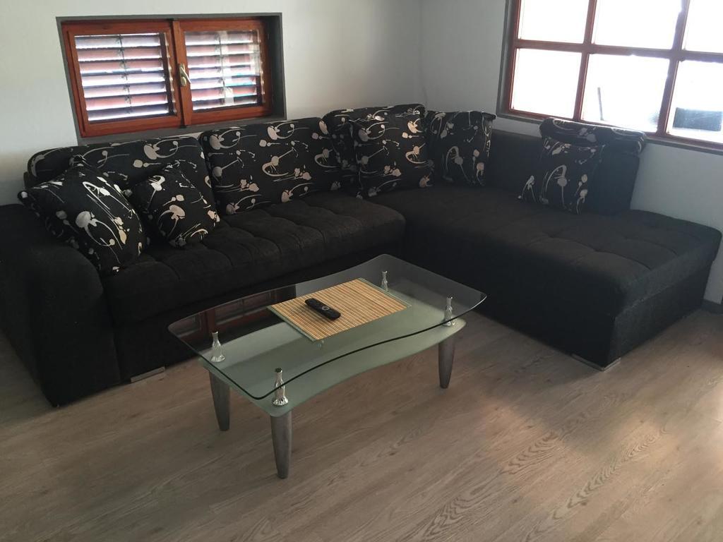 Apartments Pavic Betina  Exterior foto